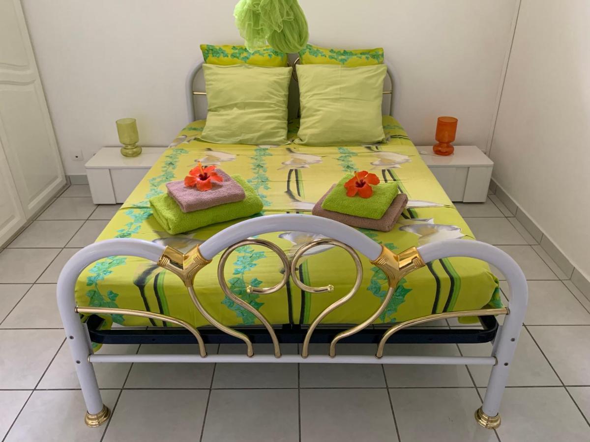Les Pommes Lianes Apartment Deshaies Exterior photo